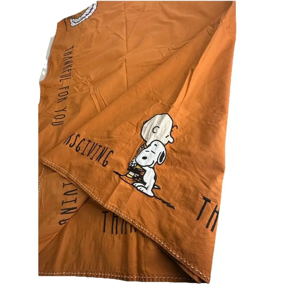 Pottery Barn Kids Cloth Snoopy happy thanksgiving tablecloth Plus Napkins